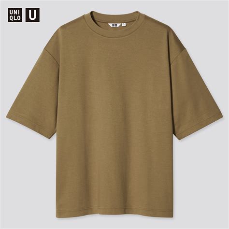 Approximately 2x horizontal stretch and 1. . Uniqlo airism